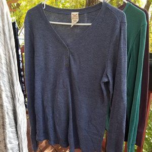 XL Faded Glory Cornflower thermal Henley top.